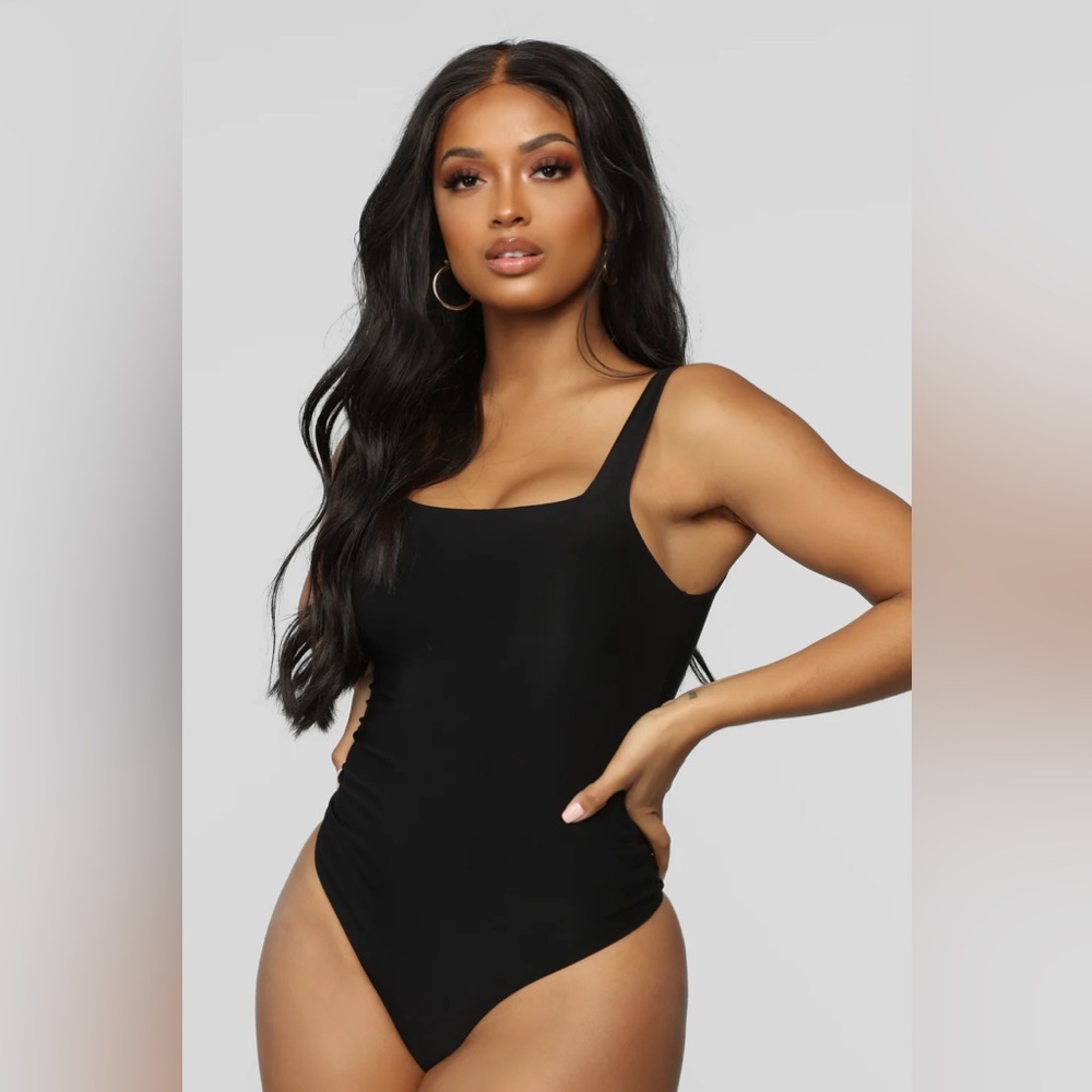 FASHIONNOVA Snatched Bodysuit
